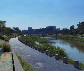 深圳茅洲河透水混凝土碧道完工